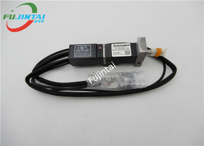 JUKI FX-1 FX-1R LT2 Jukiの予備品のサーボ モーター ケーブルASM AC10W HC-BH0136L-S4 L815E8210A0