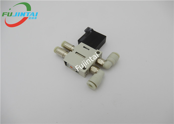JUKI 750 760のSMTの予備品の電磁石弁ASM E25117250A0 VQD1121W-5MO-C4-X8